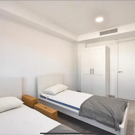 Holiday home Beautiful Private & Pool *