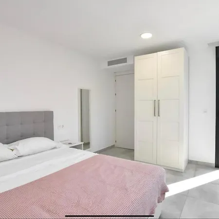 Holiday home Beautiful Private & Pool *